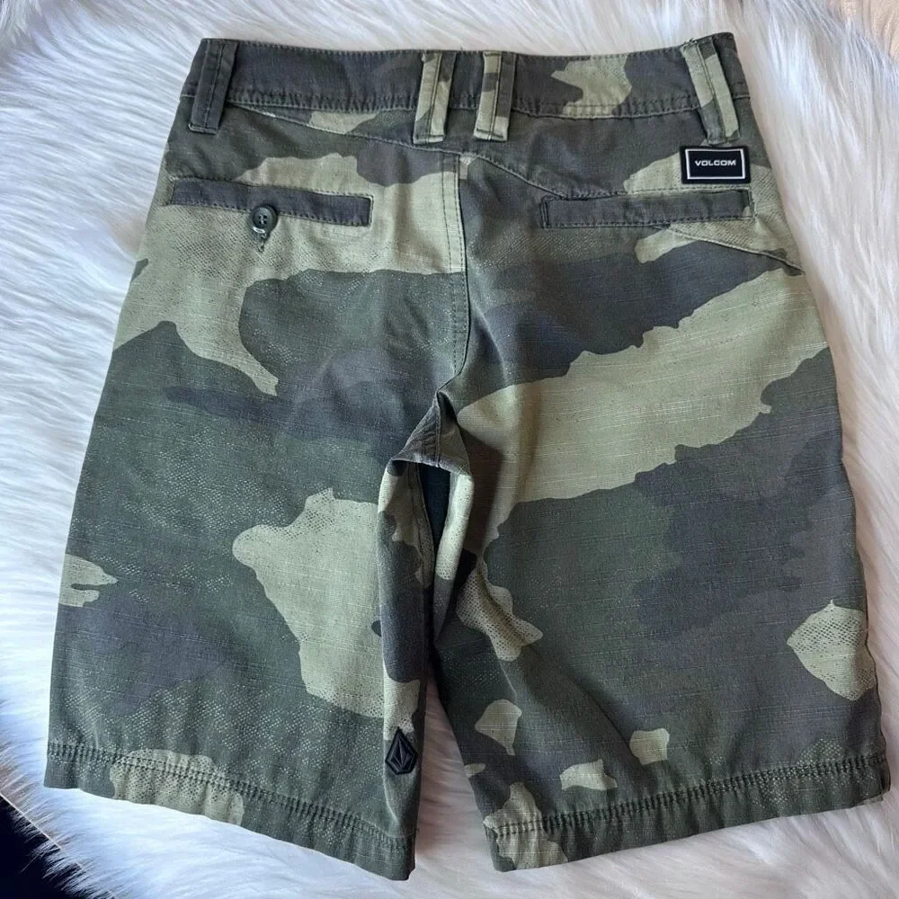 Volcom Boys Camp Board Shorts Water Repellent Size 10